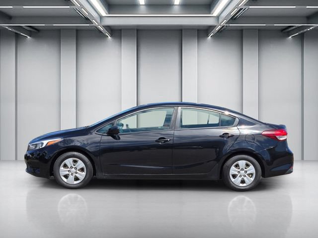 Used 2017 Kia Forte LX FWD image 6