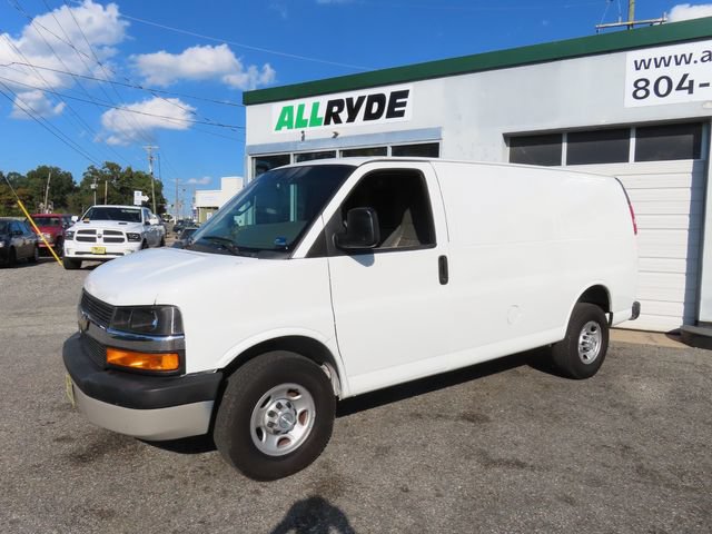 Used 2019 Chevrolet Express 2500 RWD image 1