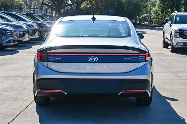New 2026 Hyundai Sonata Blue image 6