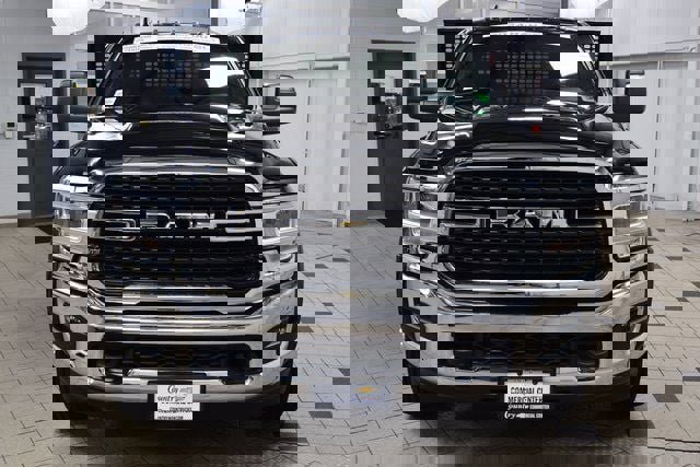 Used 2024 RAM 5500 SLT w/ Quick Order Package 2YG SLT image 2