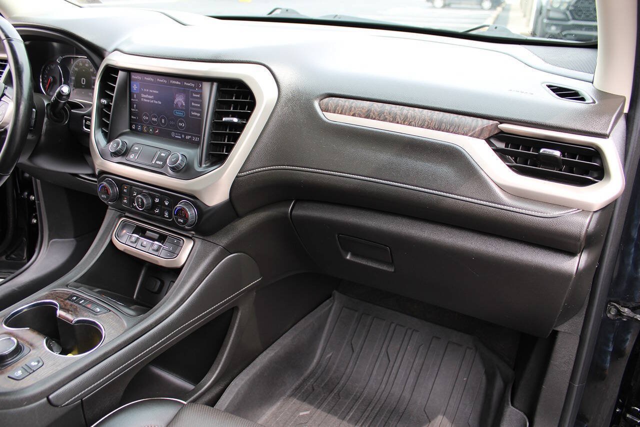 Used 2023 GMC Acadia Denali w/ Denali Ultimate Package AWD/4WD image 42