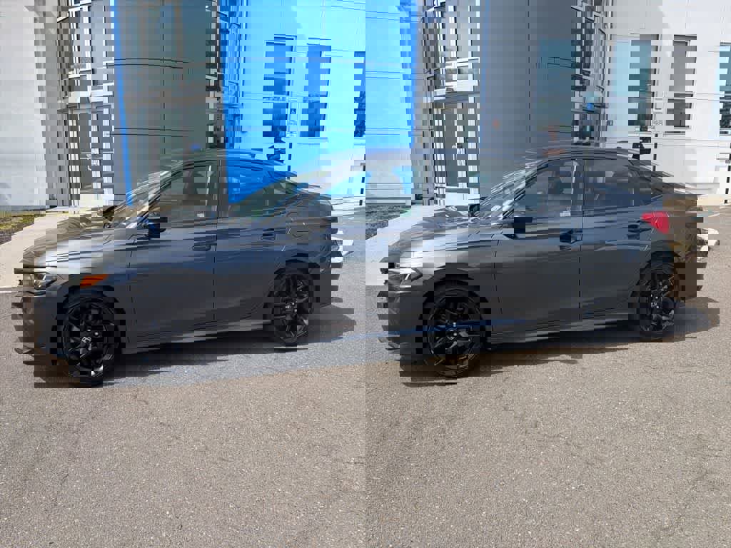 Used 2023 Honda Civic Sport image 4