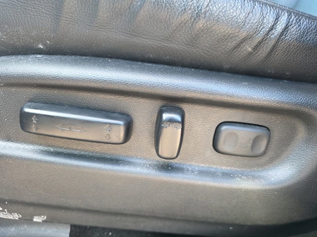 Used 2023 Honda Passport EX-L image 11