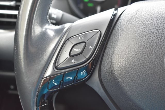 Used 2019 Toyota C-HR XLE FWD image 20