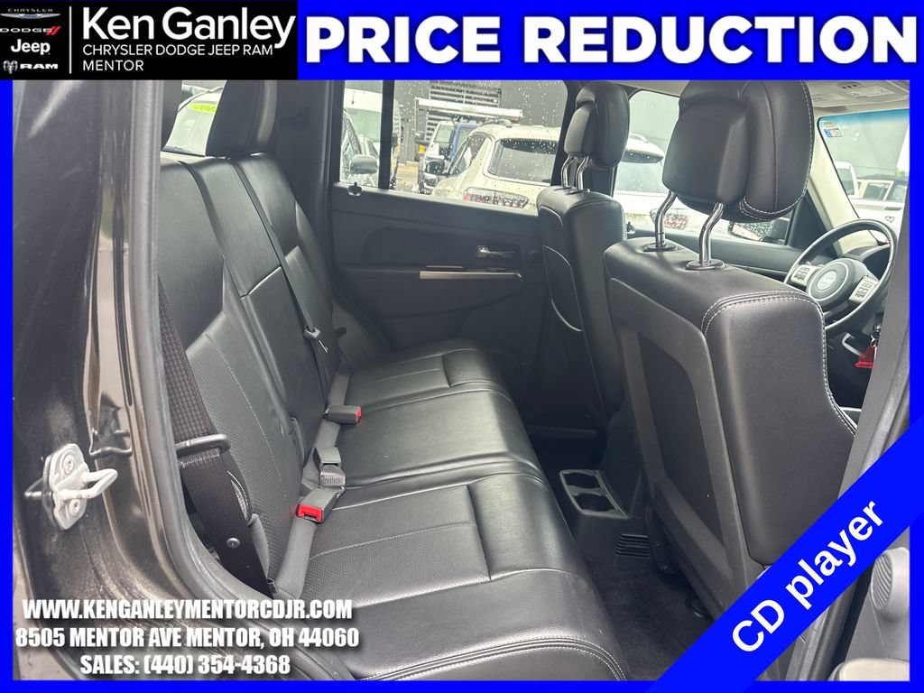 Used 2012 Jeep Liberty Limited Jet w/ Comfort/Convenience Group AWD/4WD image 24