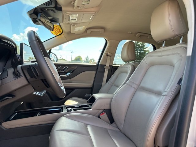 Used 2024 Lincoln Corsair FWD image 12