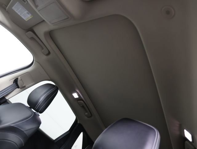 Used 2020 Ford Escape SEL image 3