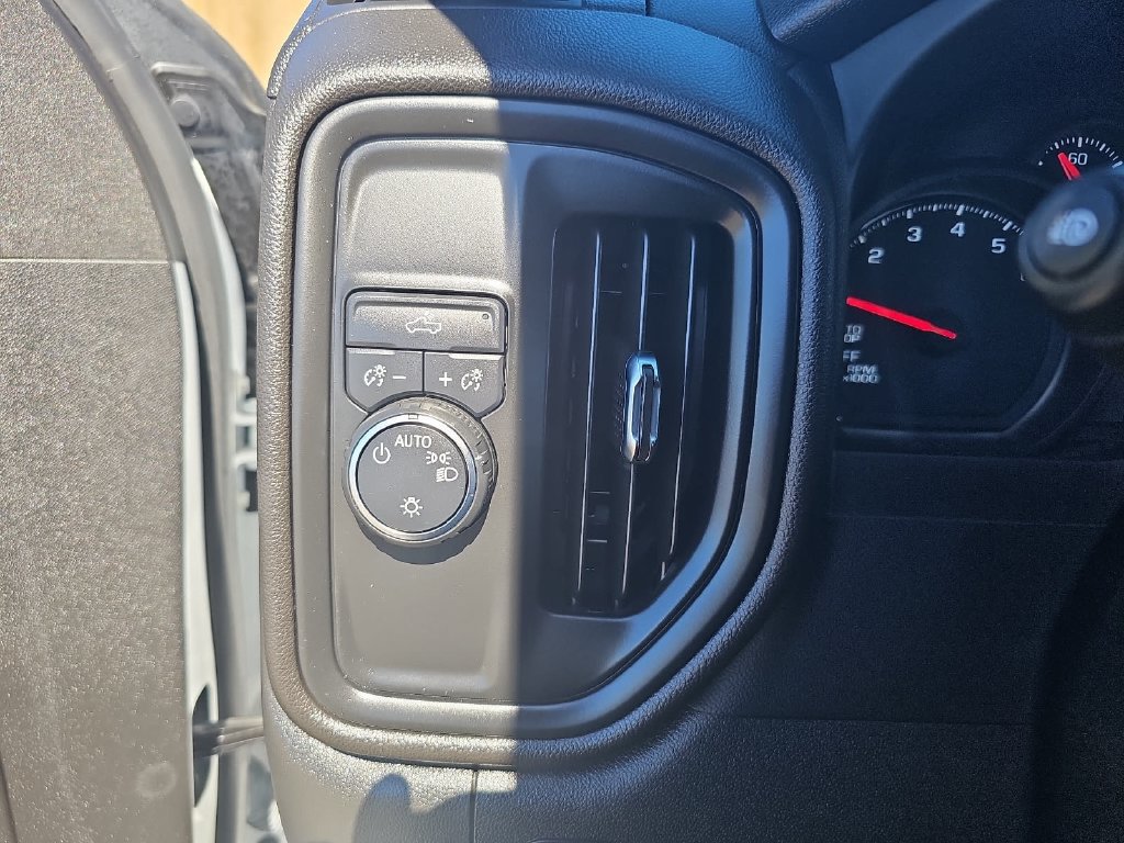Used 2024 Chevrolet Silverado 1500 Custom RWD image 25