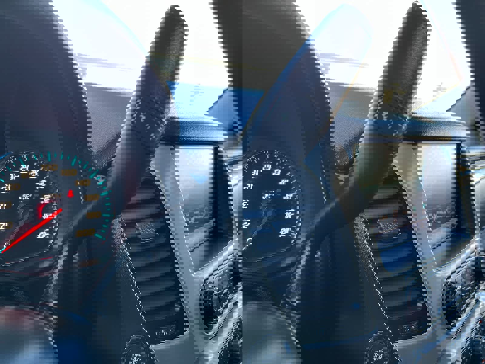 Used 2017 GMC Yukon XL Denali image 22