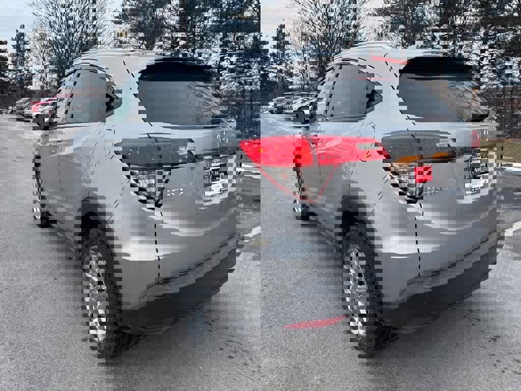 Used 2020 Honda HR-V EX image 2