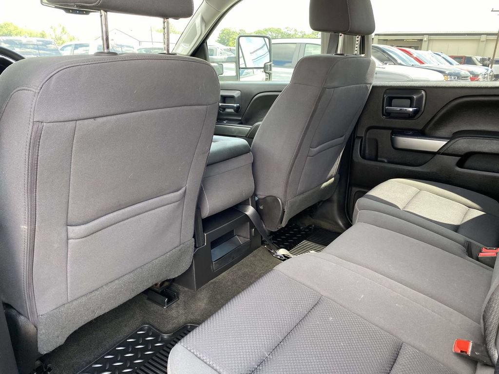 Used 2018 Chevrolet Silverado 2500 LT AWD/4WD image 12