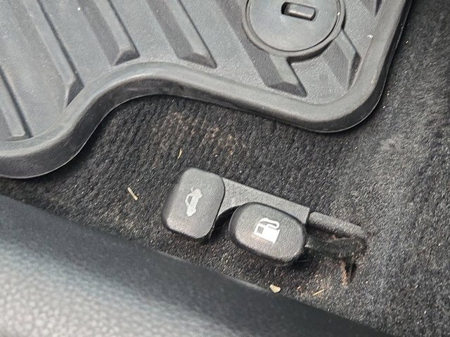 Used 2019 Kia Rio S image 16