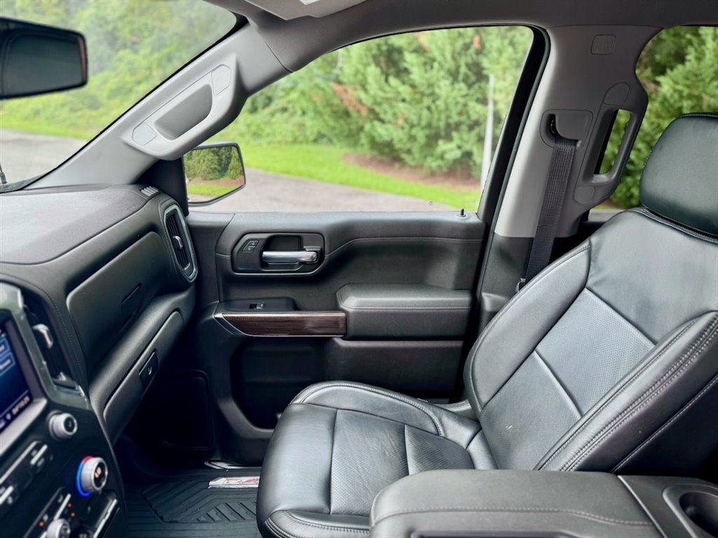 Used 2021 Chevrolet Silverado 1500 RST image 21