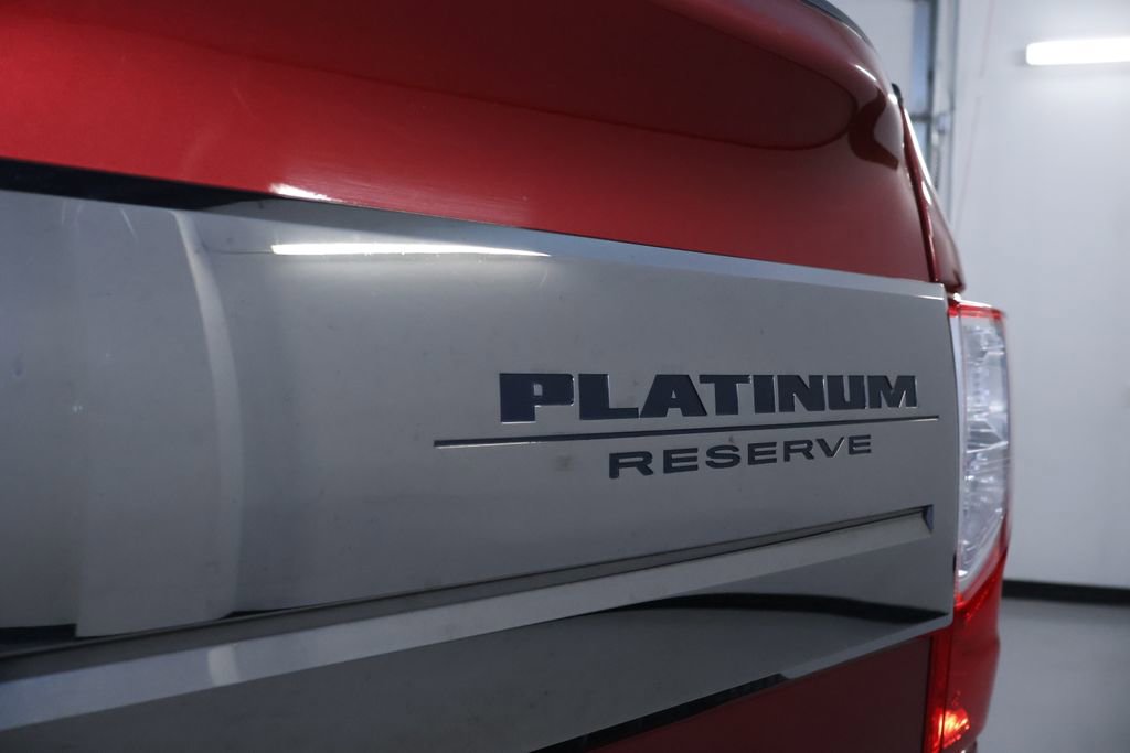 Used 2018 Nissan Titan Platinum Reserve image 9