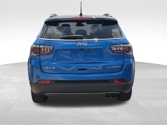 Used 2022 Jeep Compass Limited AWD/4WD image 4