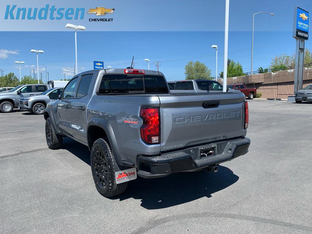 Used 2025 Chevrolet Colorado Trail Boss AWD/4WD image 5