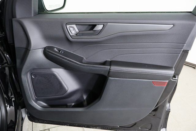 New 2026 Ford Escape Active image 18