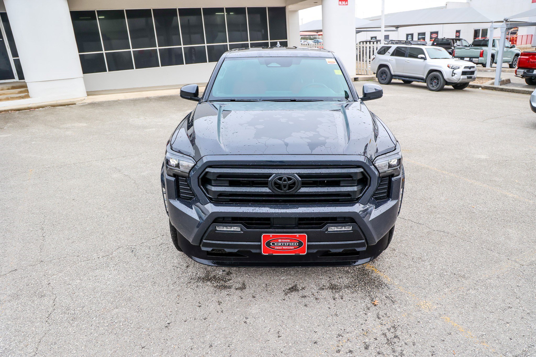 Certified 2025 Toyota Tacoma SR5 image 4