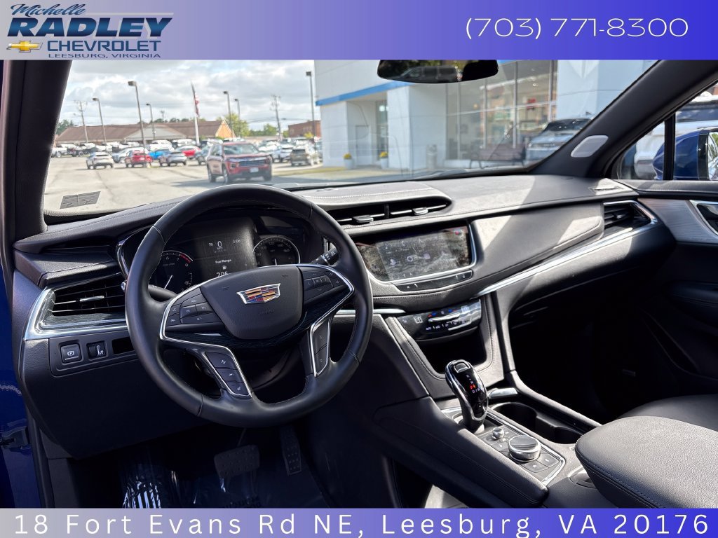 Used 2025 Cadillac XT5 Premium Luxury AWD/4WD image 14