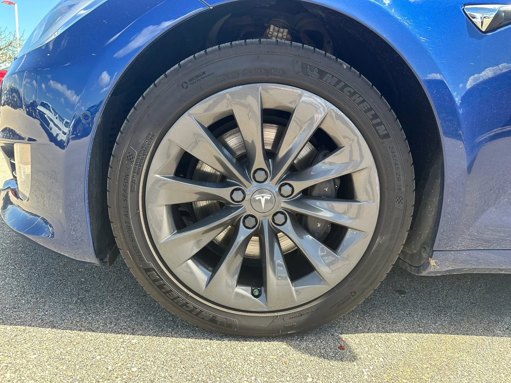 Used 2019 Tesla Model S Long Range AWD/4WD image 18
