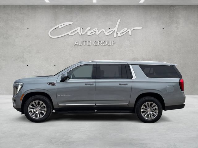 Used 2025 GMC Yukon XL Denali AWD/4WD image 13