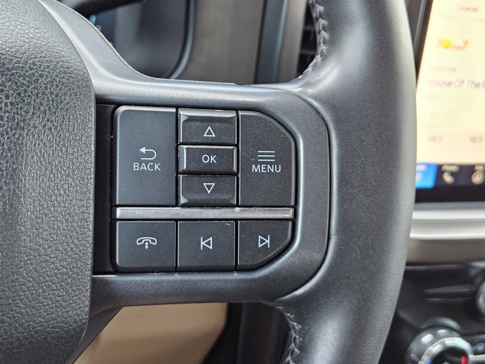 Used 2023 Ford F350 Lariat w/ Lariat Ultimate Package AWD/4WD image 28