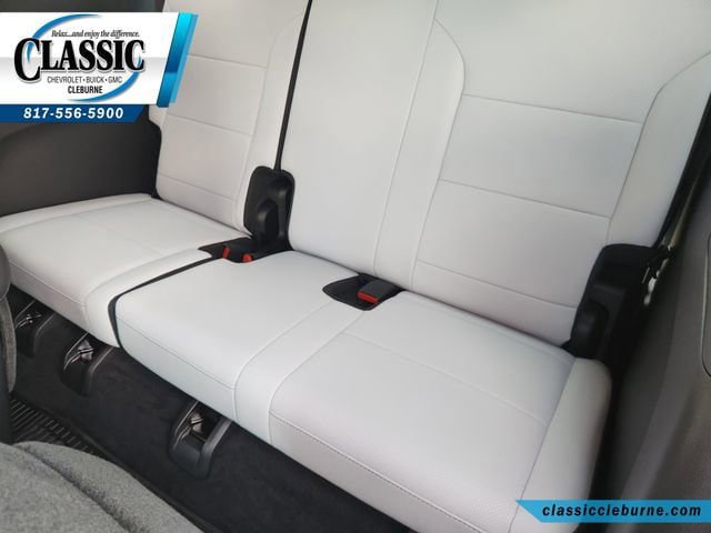 Used 2026 Chevrolet Traverse High Country w/ LPO, Floor Liner Package FWD image 29
