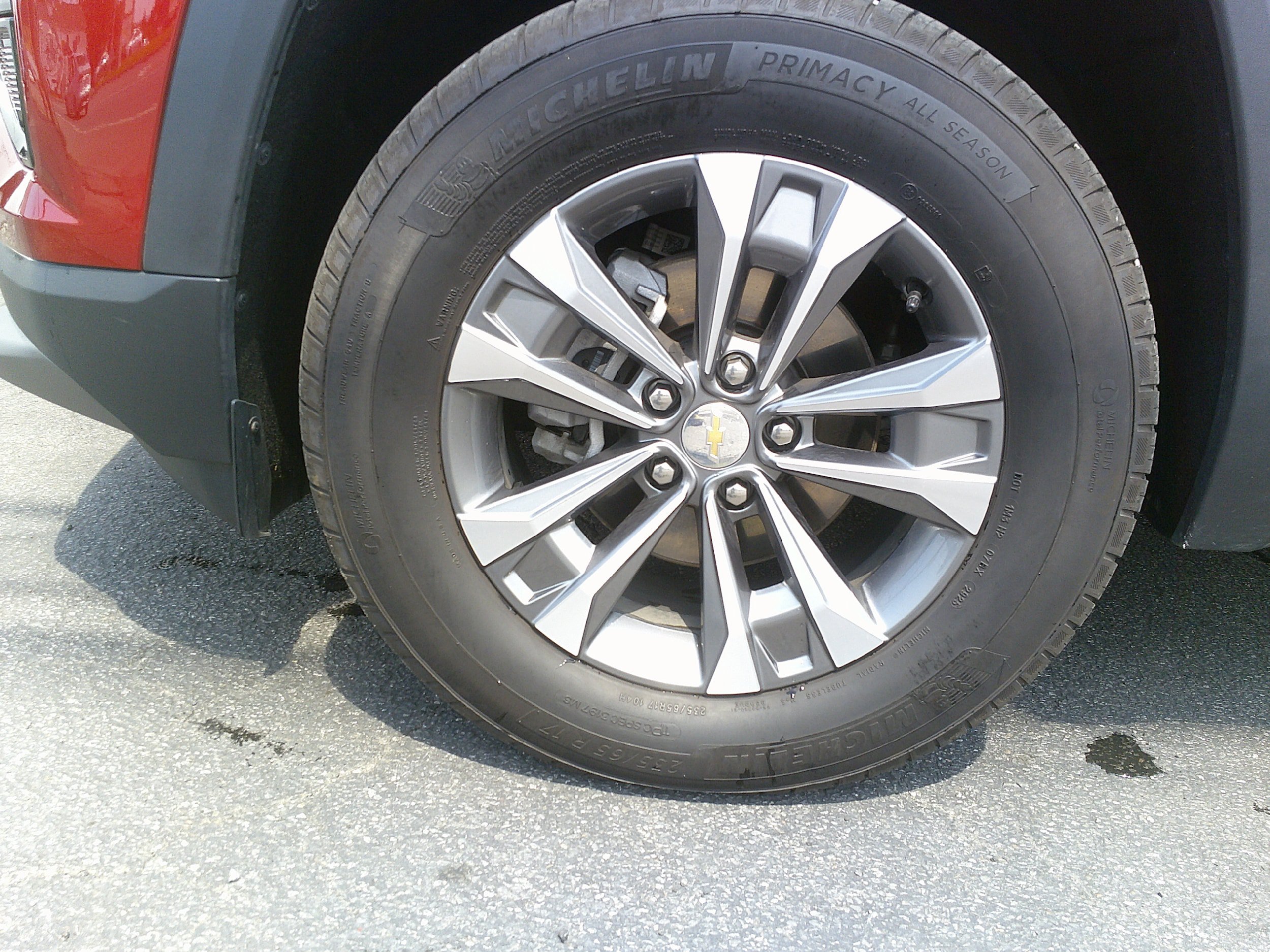 Used 2026 Chevrolet Equinox LT AWD/4WD image 15