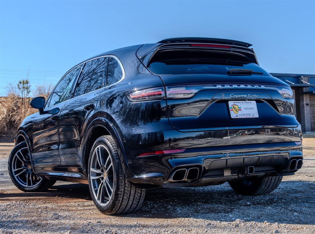 Used 2019 Porsche Cayenne Turbo w/ Sportdesign Package image 3