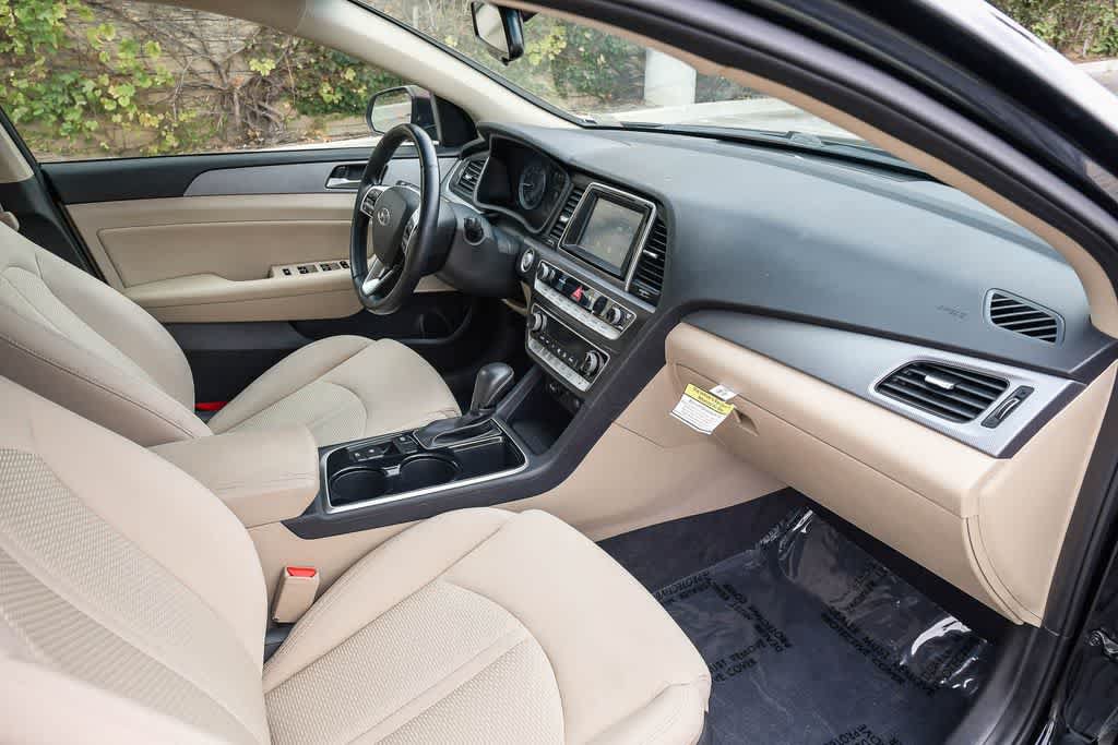 Used 2019 Hyundai Sonata SEL w/ Tech Package 02 FWD image 15