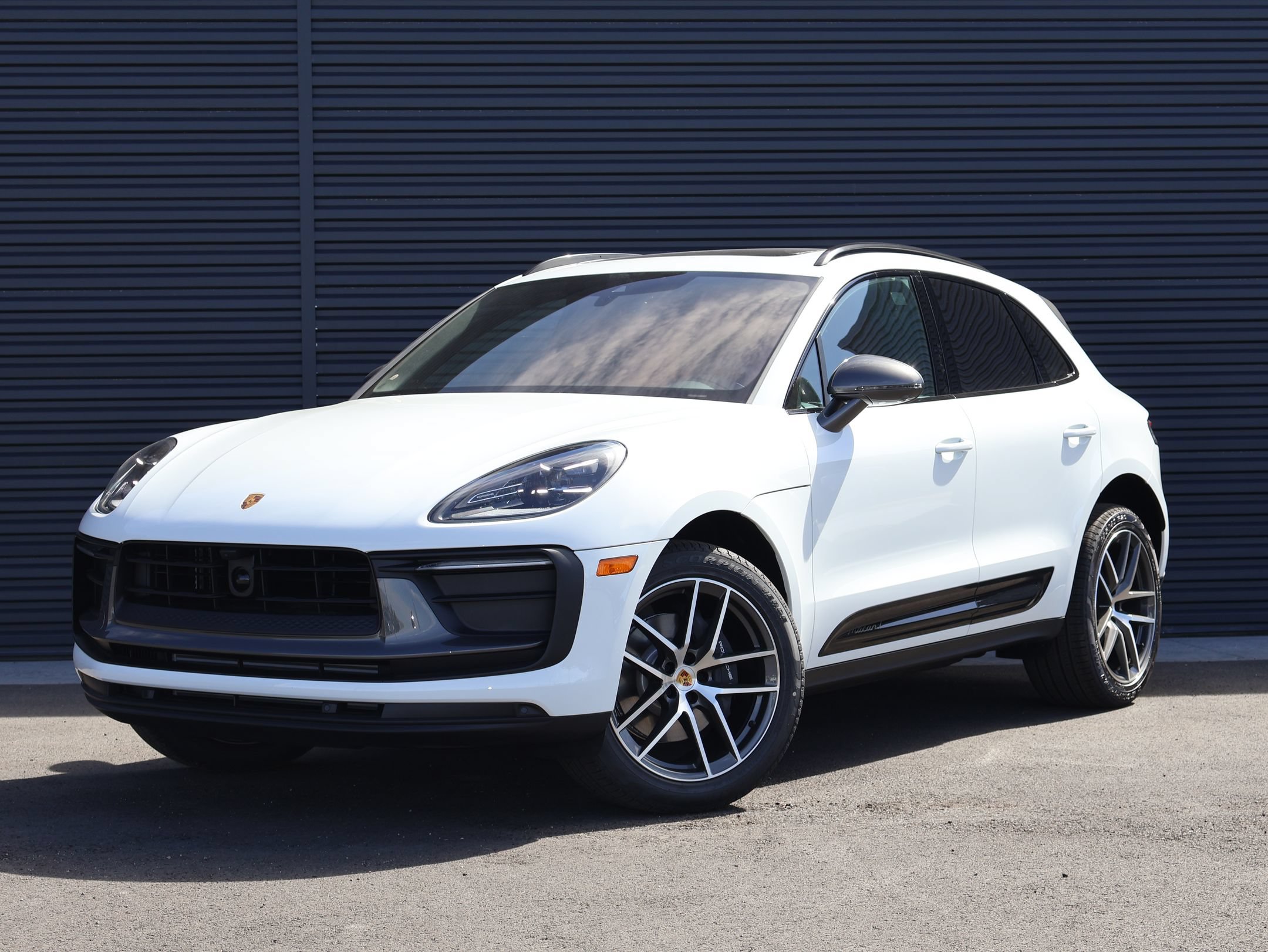 New 2026 Porsche Macan Turbo AWD/4WD image 1
