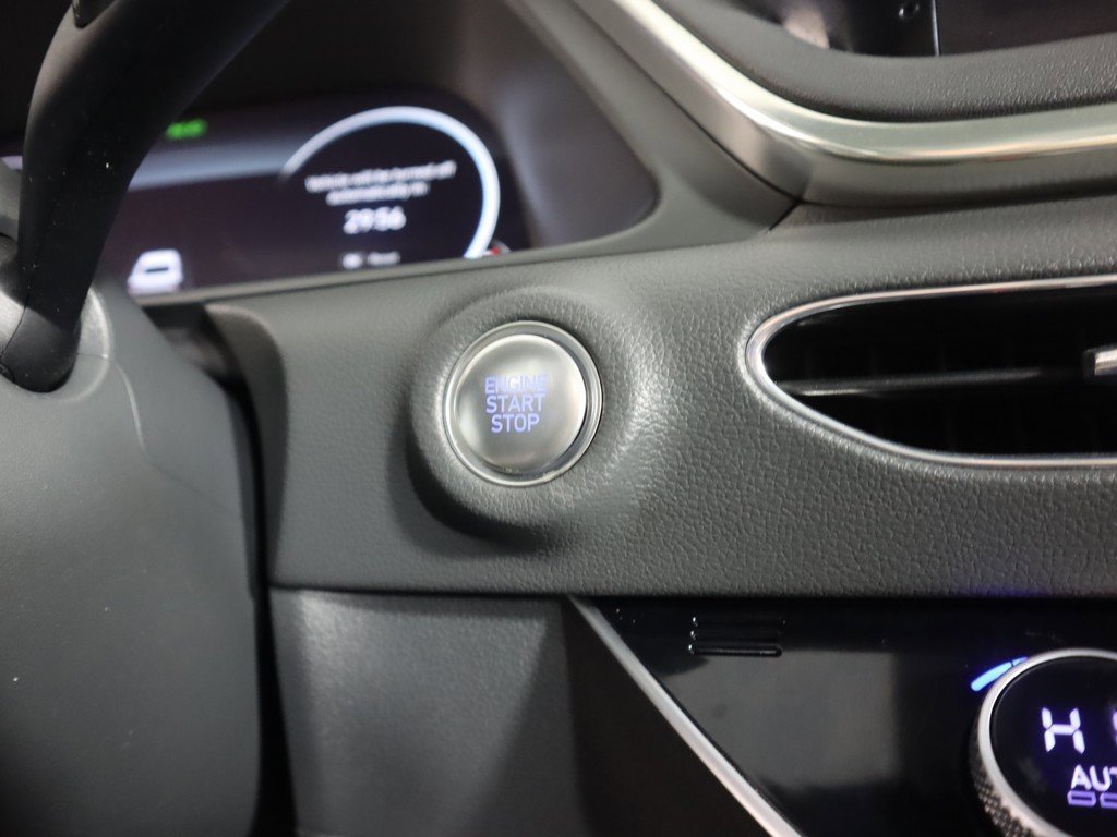 Used 2023 Hyundai Sonata SEL Plus w/ Cargo Package image 43