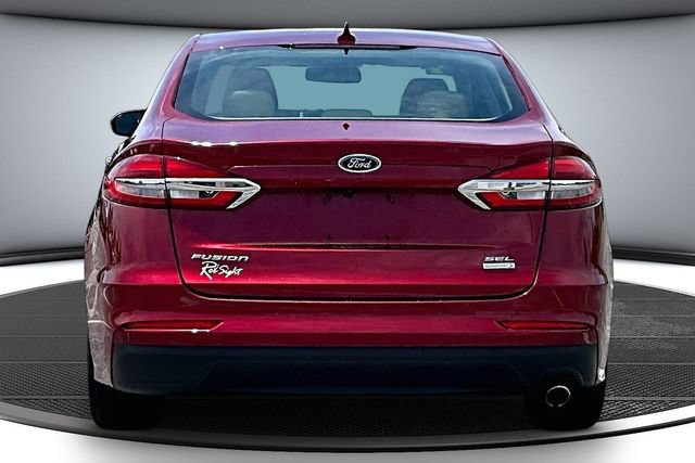 Used 2019 Ford Fusion SEL FWD image 5