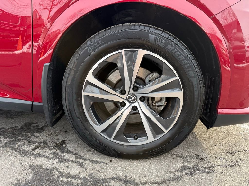 Used 2023 Lexus RX 350 Premium w/ Accessory Package image 29