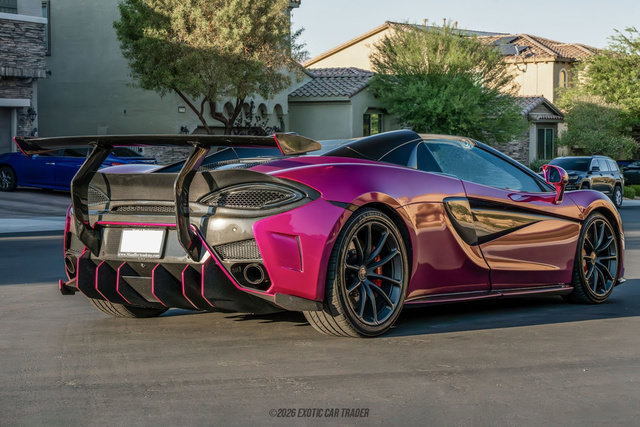 Used 2018 McLaren 570S Spider RWD image 8