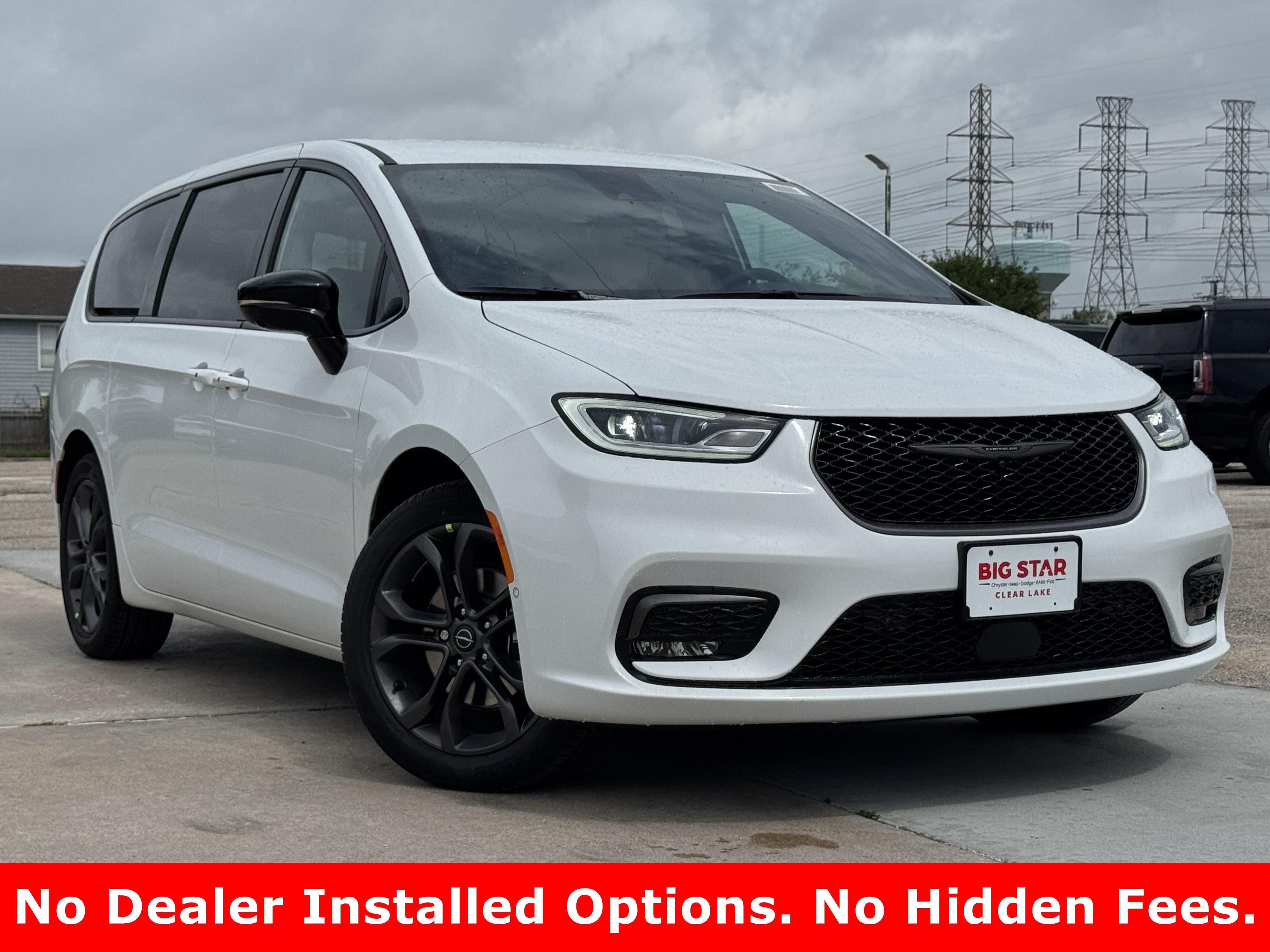 New 2026 Chrysler Pacifica Select FWD image 2
