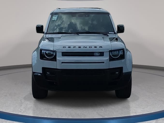 New 2026 Land Rover Defender 110 X-Dynamic SE AWD/4WD image 2