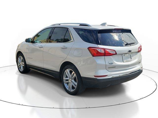 Used 2018 Chevrolet Equinox Premier FWD image 3