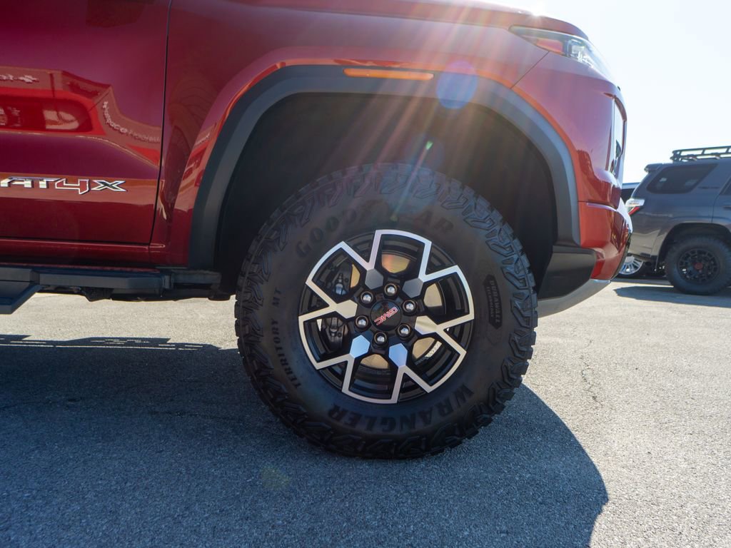 Used 2023 GMC Canyon AT4X image 5