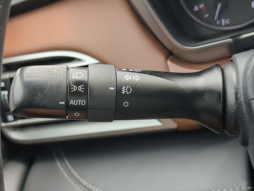 Used 2020 Subaru Outback Touring w/ Popular Package #2 AWD/4WD image 28