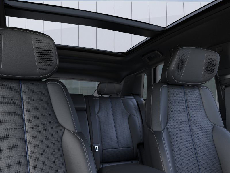 New 2026 Cadillac Lyriq Premium Luxury AWD/4WD image 24