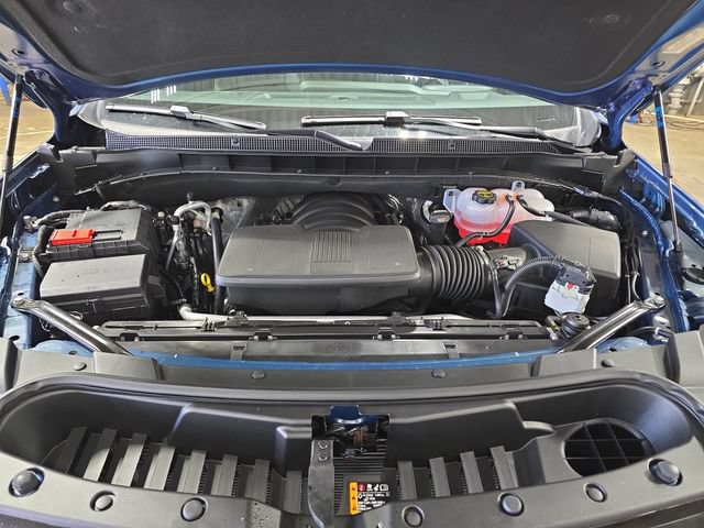 New 2026 Chevrolet Suburban Premier w/ Sun And Tow Package AWD/4WD image 33