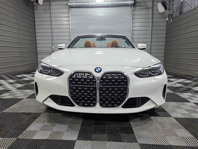 Used 2024 BMW 430i xDrive Convertible w/ Convenience Package image 3