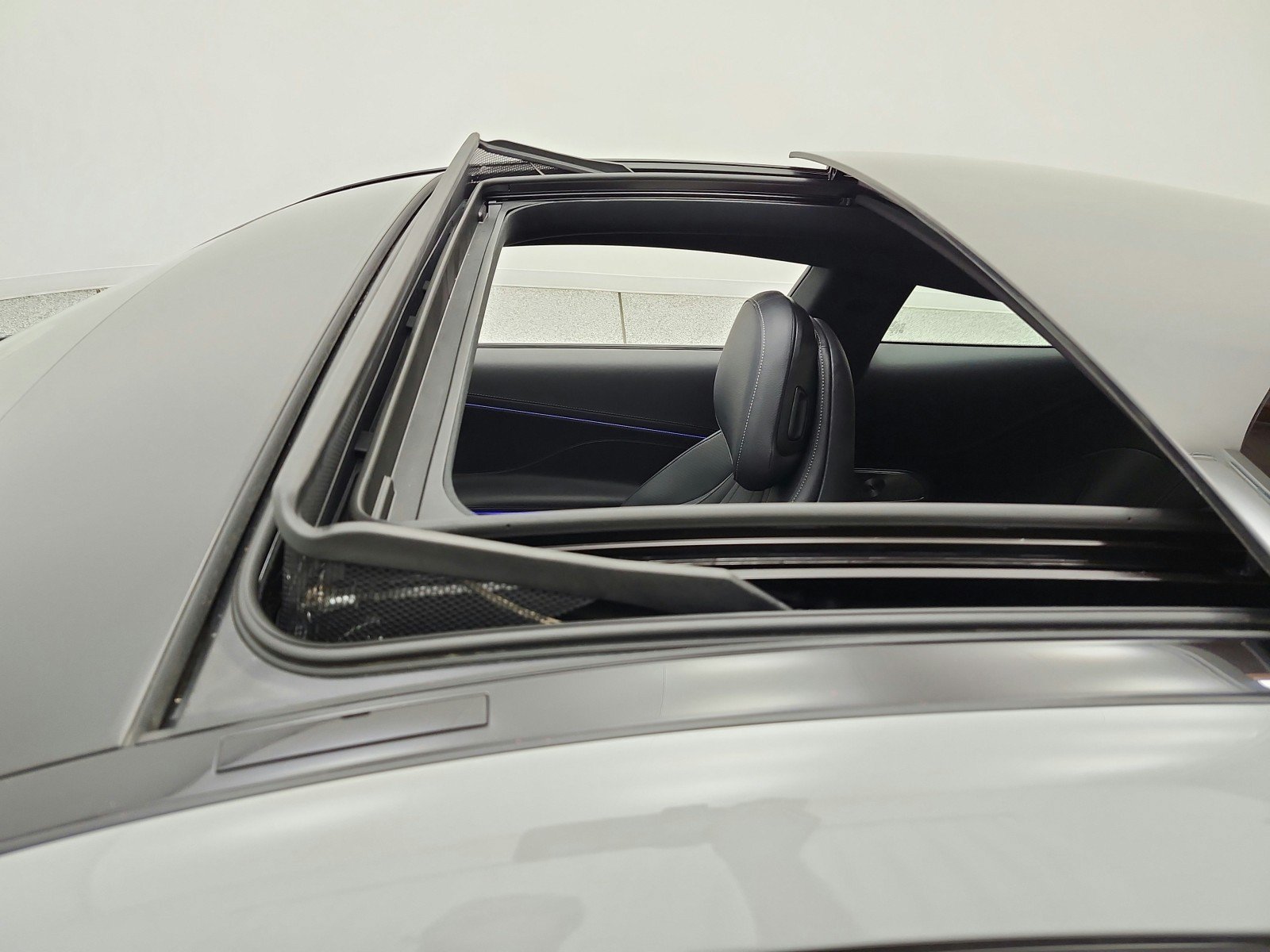 Certified 2026 Mercedes-Benz CLE 300 4MATIC Coupe w/ AMG Line image 16