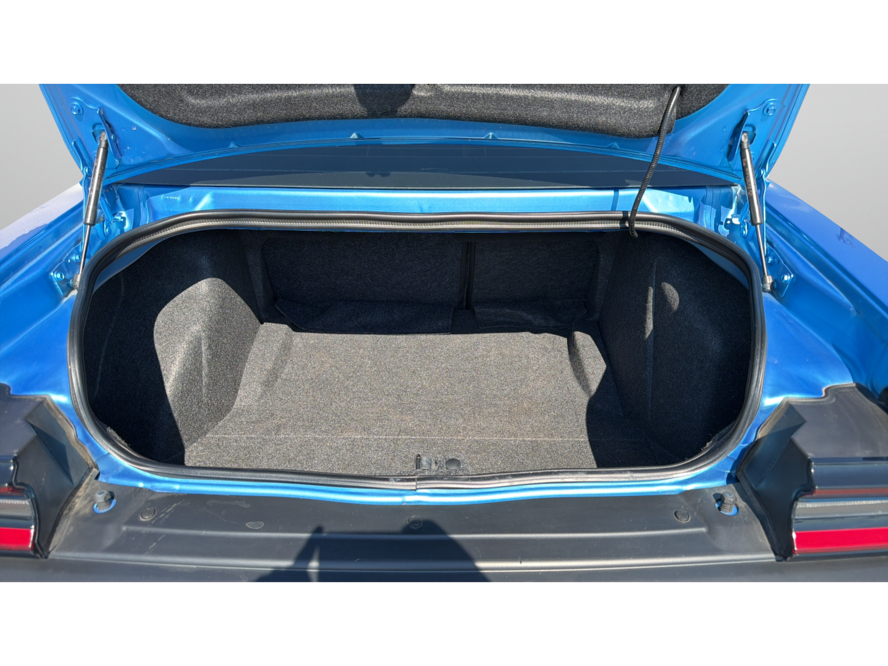 Used 2023 Dodge Challenger R/T w/ Blacktop Package RWD image 27