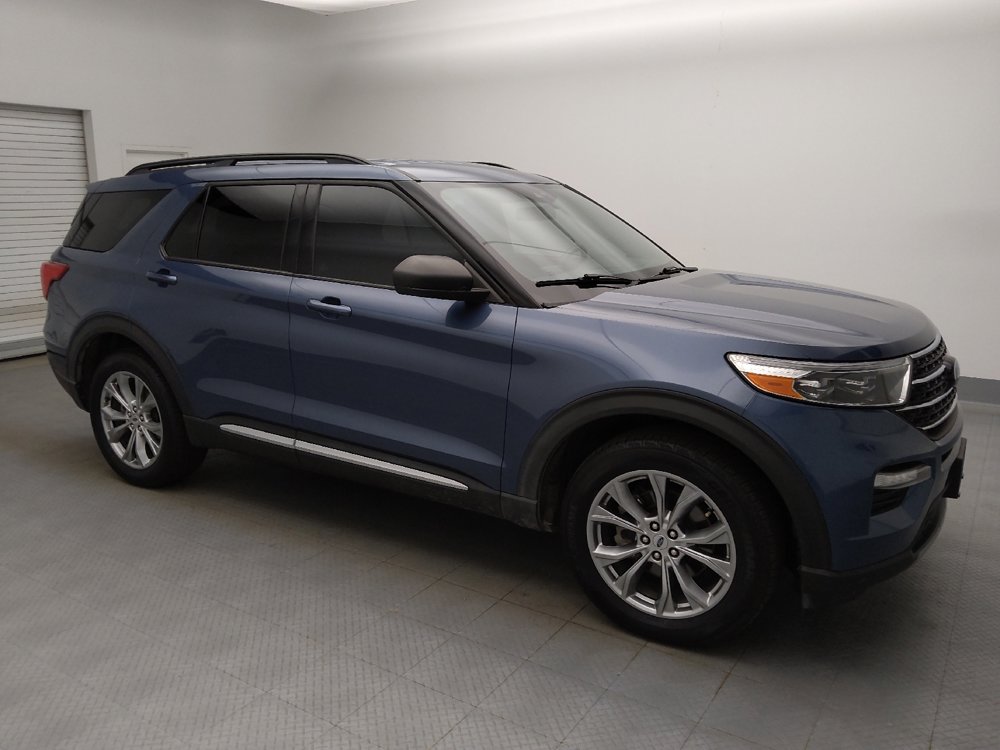 Used 2020 Ford Explorer XLT w/ Equipment Group 202A image 11