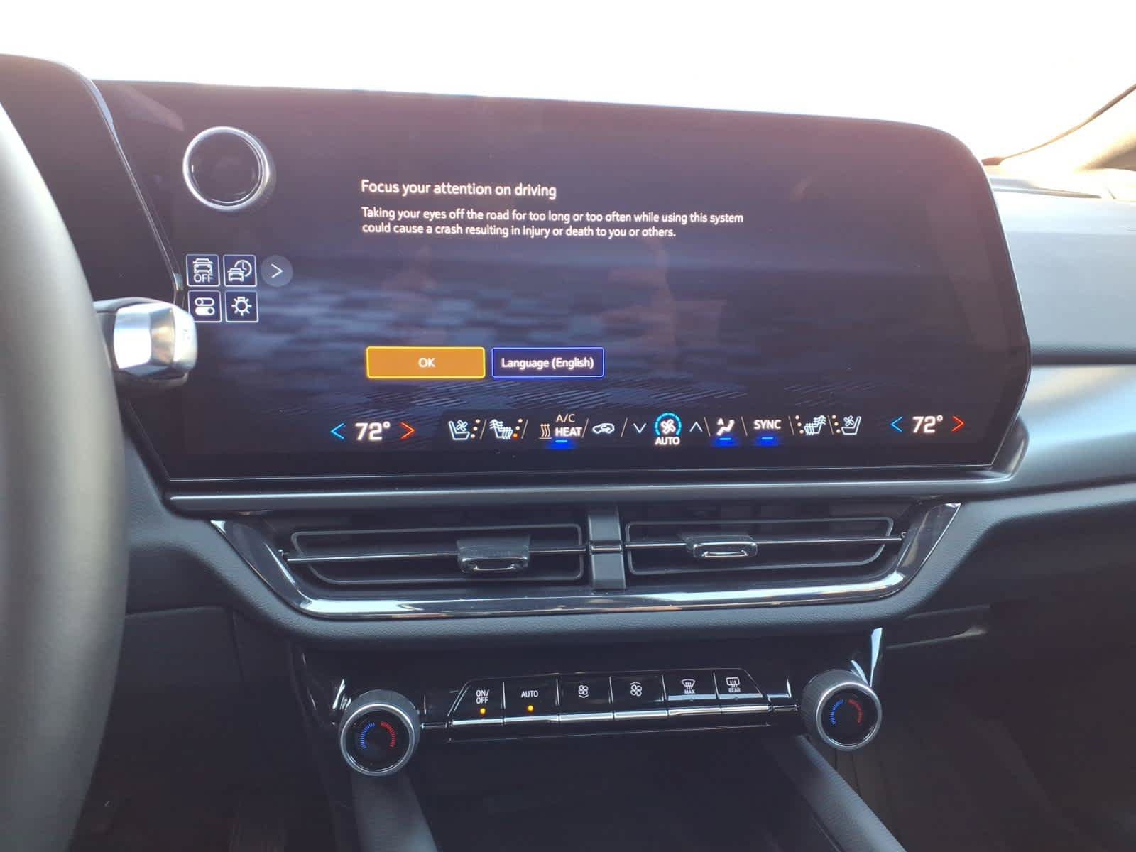 Used 2025 Chevrolet Equinox EV RS w/ Active Safety Package 3 AWD/4WD image 14