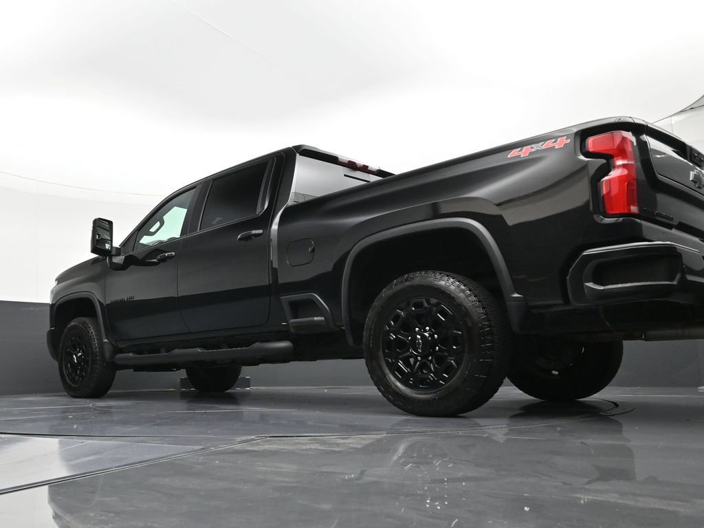 Used 2024 Chevrolet Silverado 2500 LTZ w/ LTZ Plus Package AWD/4WD image 22