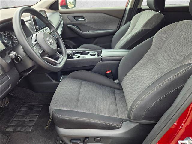 Used 2022 Nissan Rogue SV AWD/4WD image 14