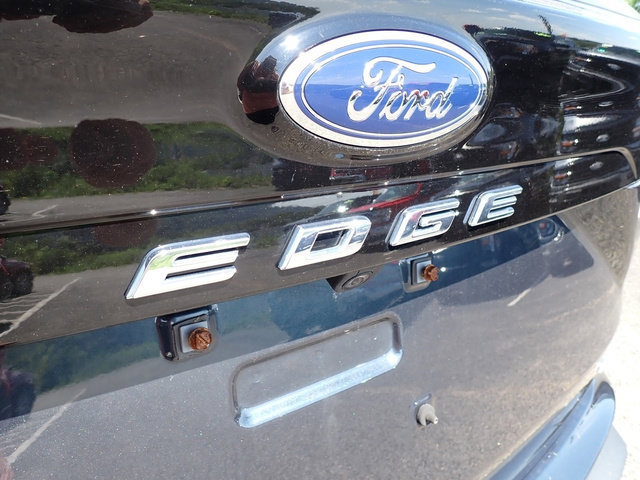 Certified 2023 Ford Edge SEL w/ Convenience Package AWD/4WD image 5
